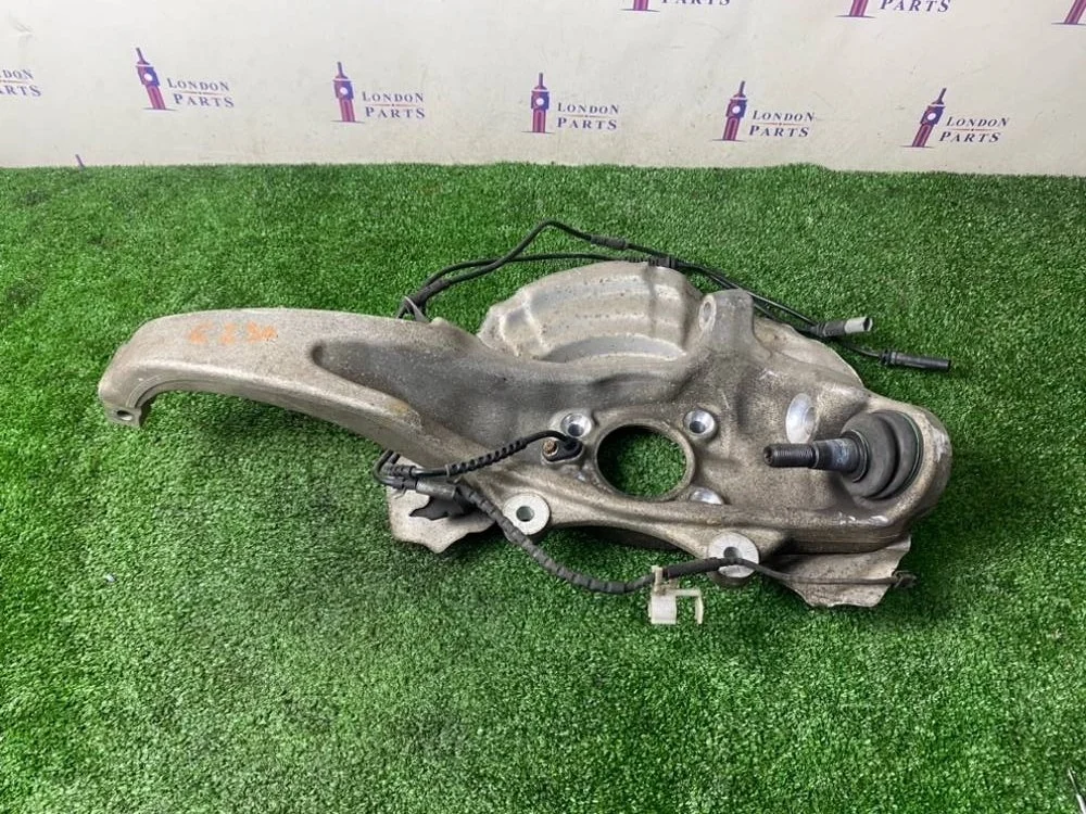 Кулак поворотный BMW F02