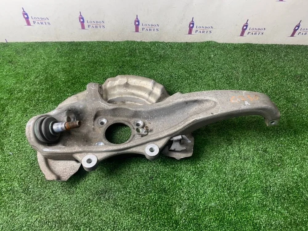 Кулак поворотный BMW F02