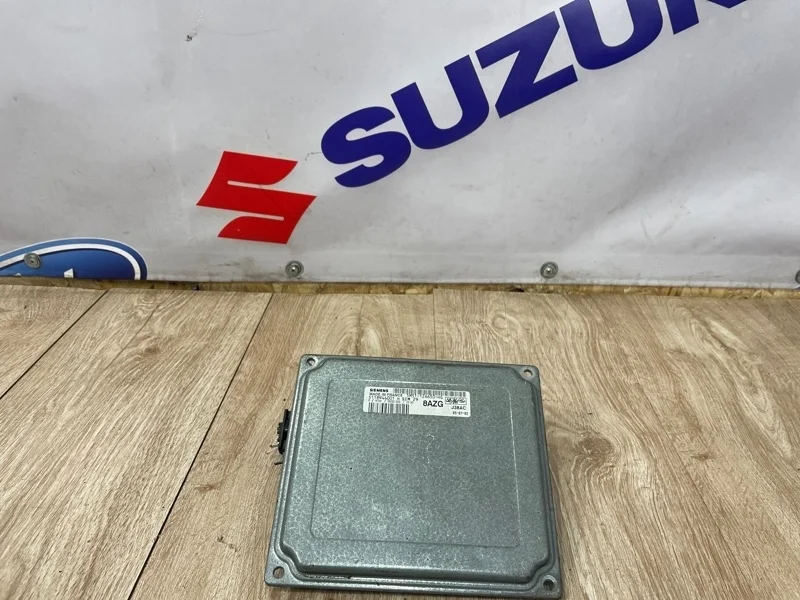 Блок управления двс FORD FOCUS 2 2009
