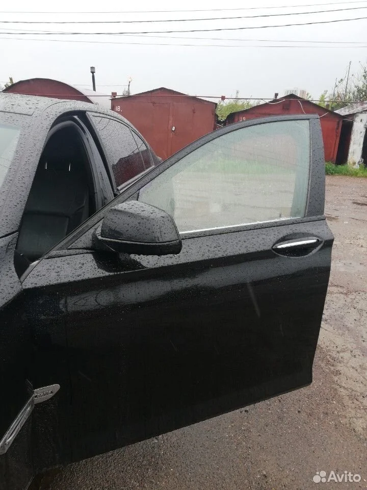 Дверь передняя левая черная bmw 7 f01 f02