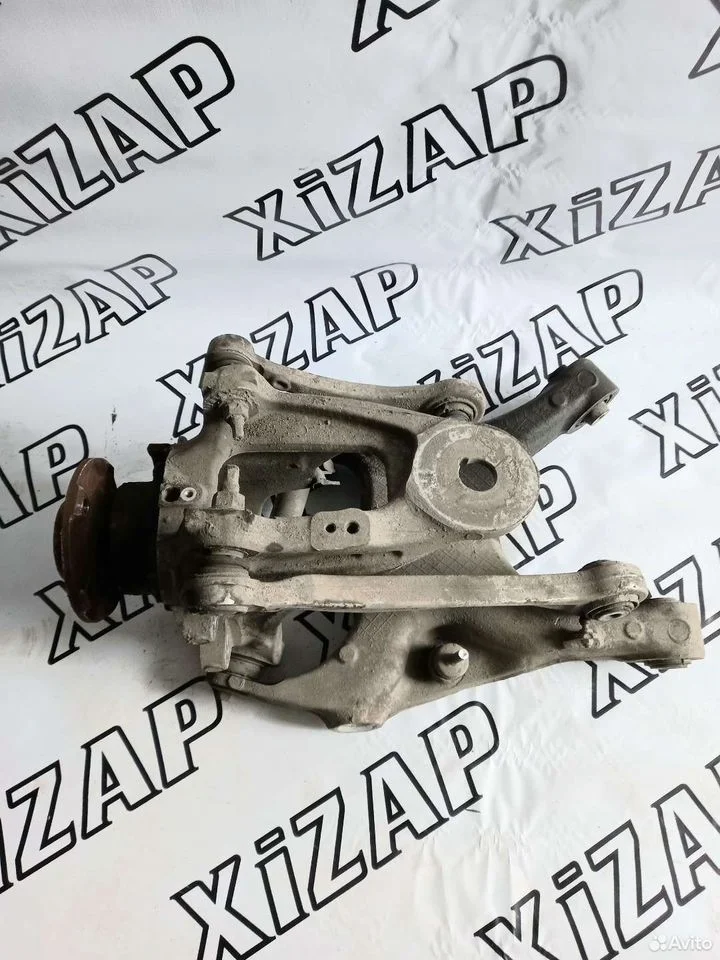 Кулак задний левый bmw x5 x6 f15 f16