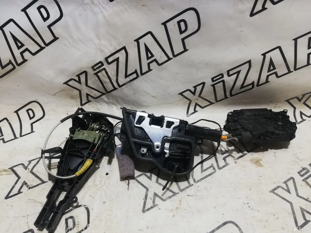 Доводчик задний правый bmw x5 x6 e70 e71