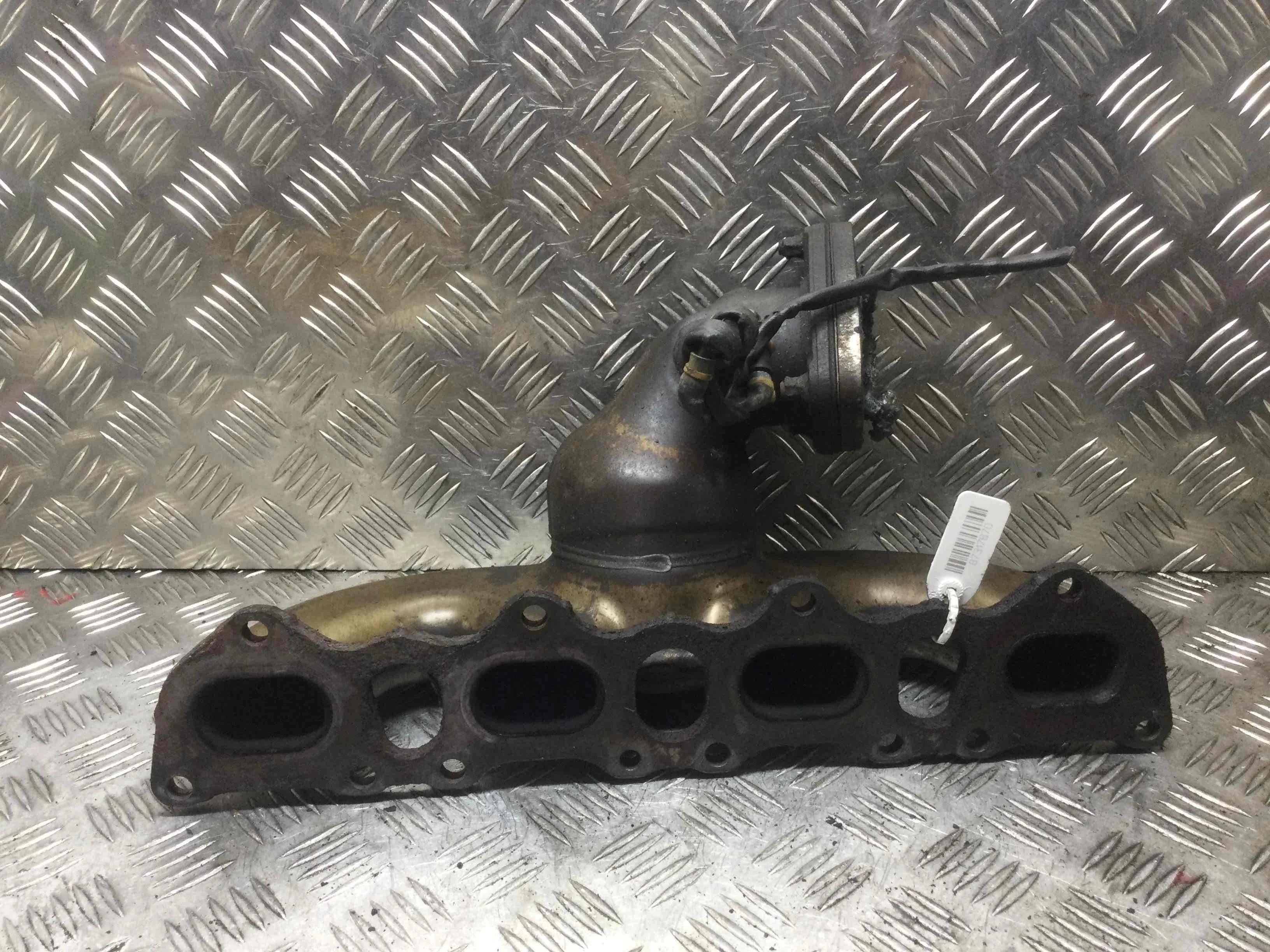 Коллектор выпускной Porsche Cayenne 955 (2002-2007) бензин 4.5  Автомат