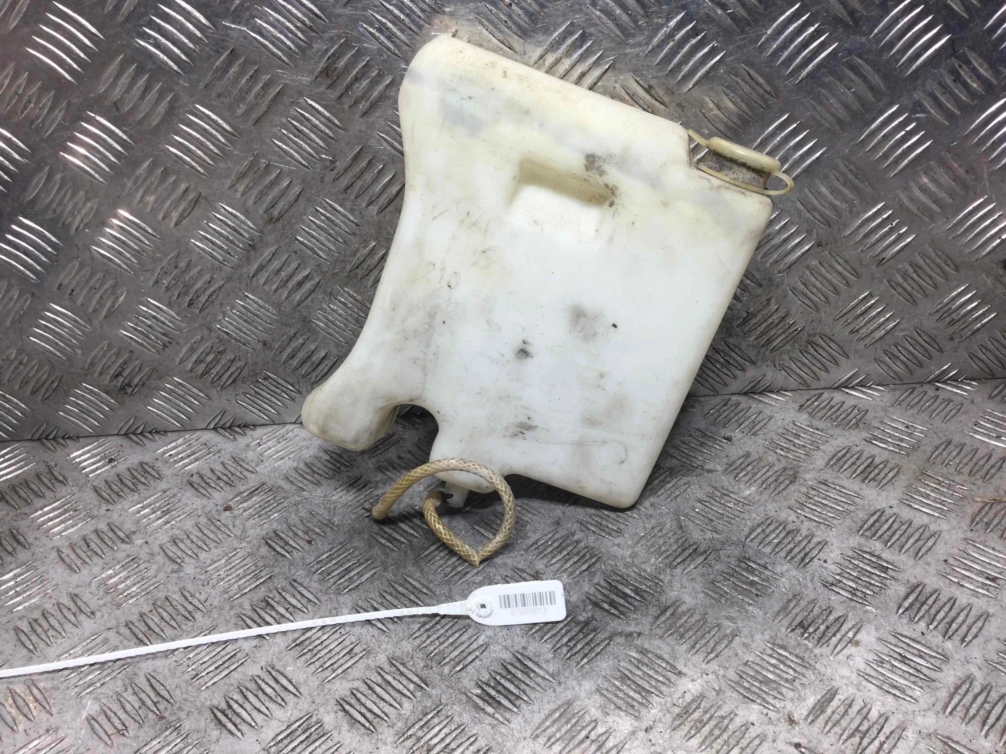 Бачок омывателя Mercedes E-klasse E-klasse (W210) 1995 - 2003 бензин 2.3 i Механика Седан