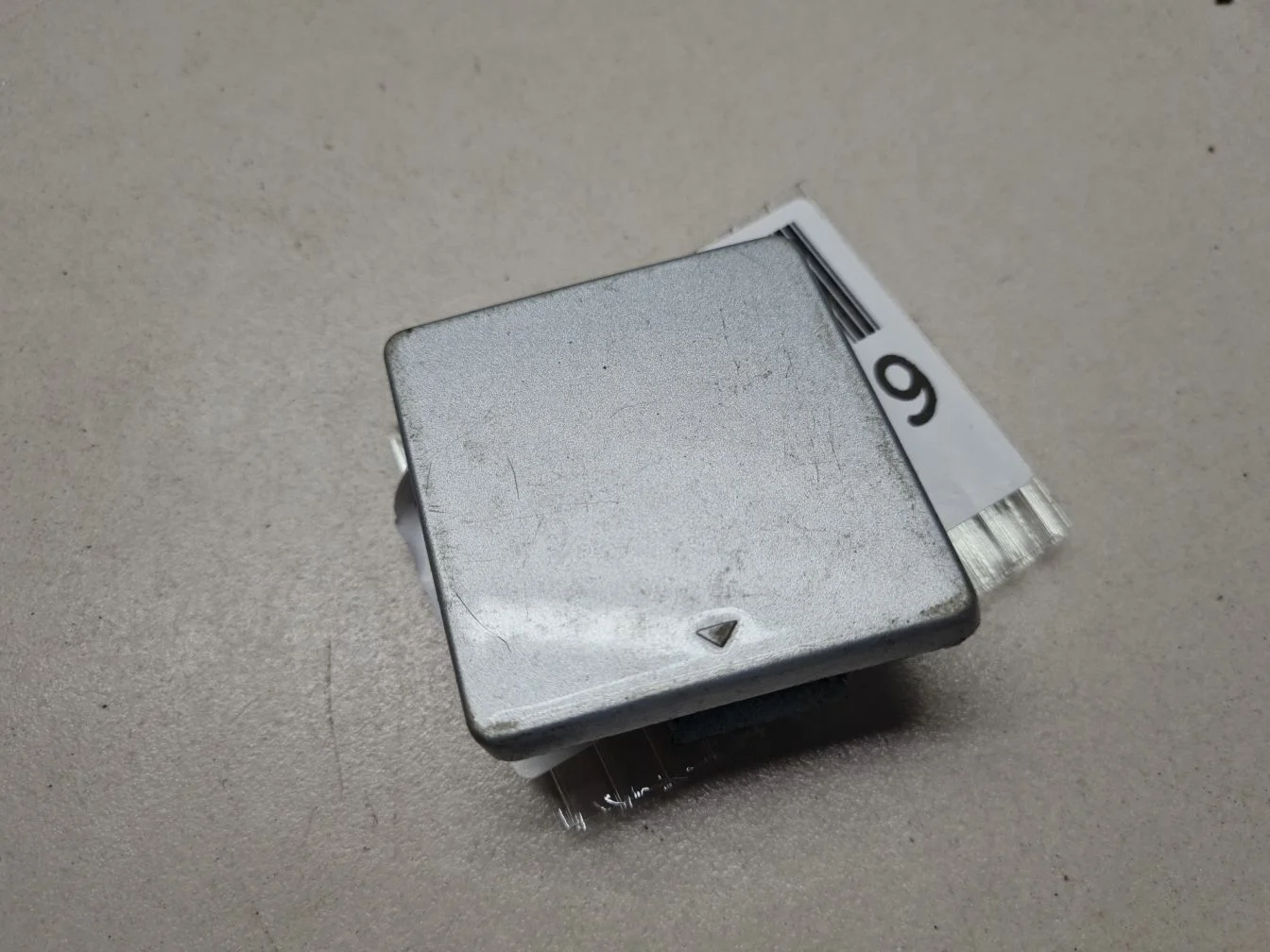 Заглушка заднего бампера буксировочного крюка для Mercedes C-klasse W203 2000-2008