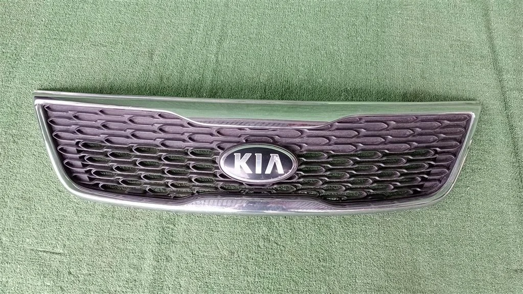 Б.у. решетка радиатора KIA SORENTO KIA SORENTO