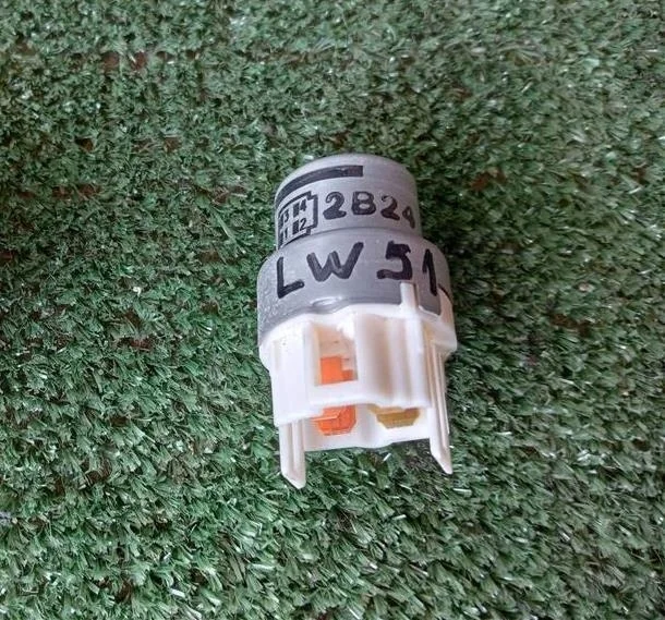 Б.у. реле MAZDA MPV LW MAZDA MPV LW