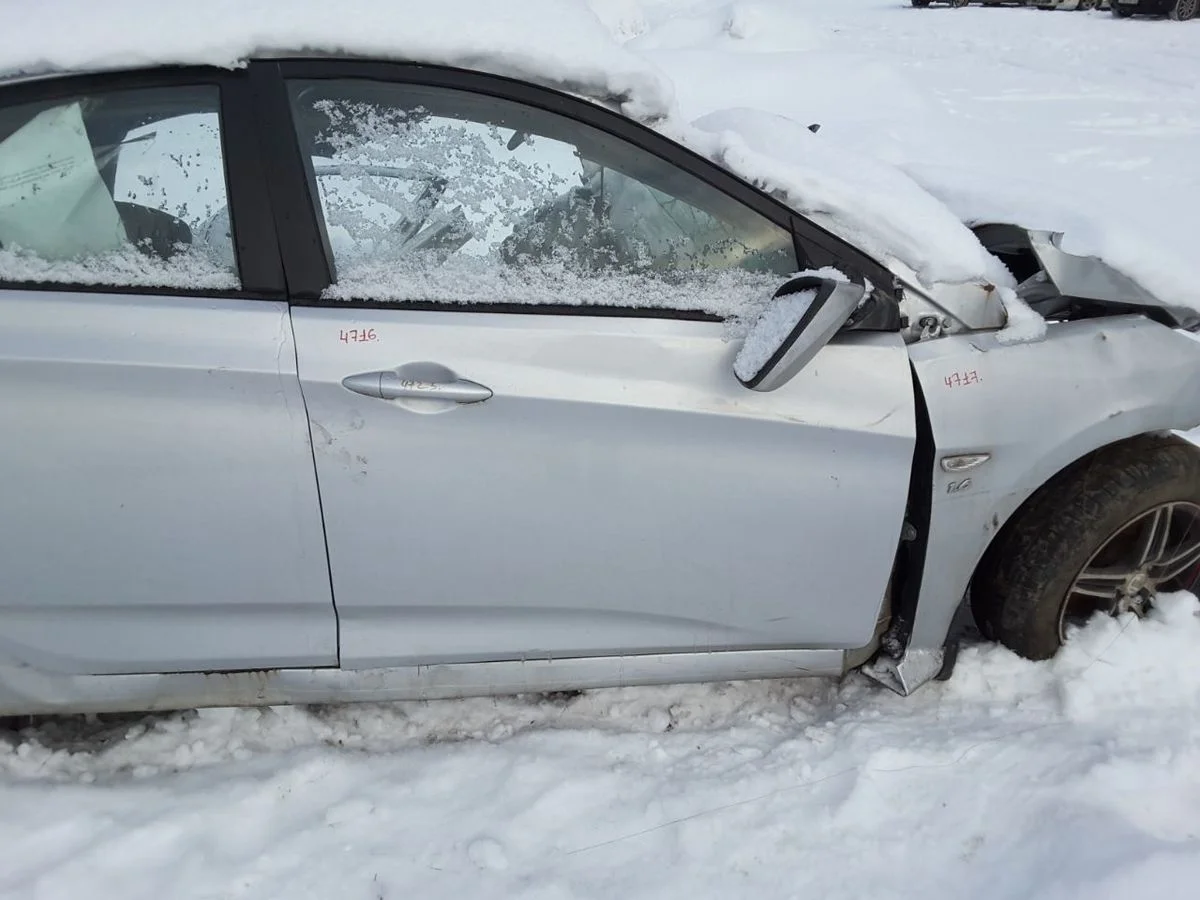 Дверь передняя правая Hyundai Solaris I рестайлинг (2014–2017)