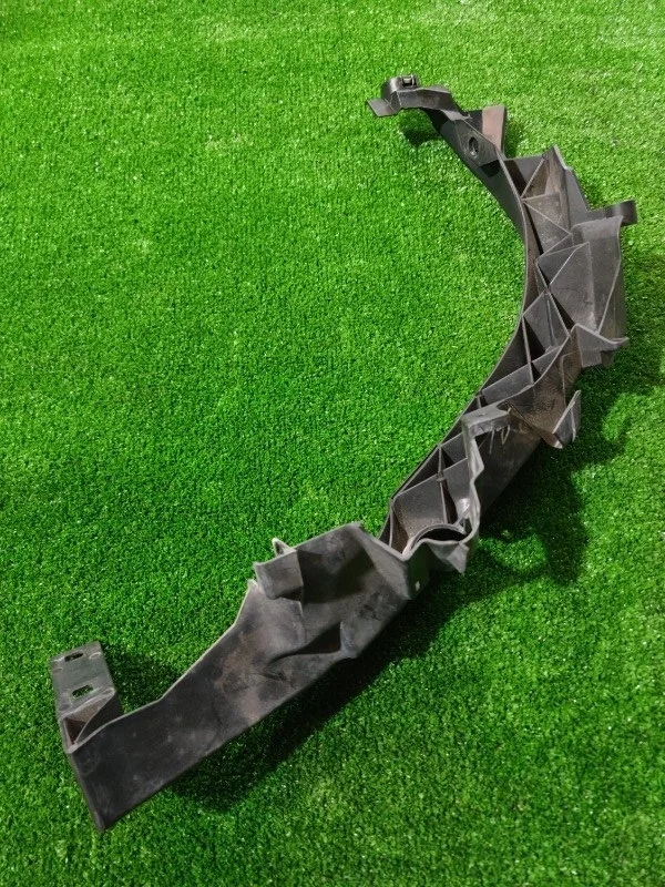 Кронштейн крепления фары BMW E90