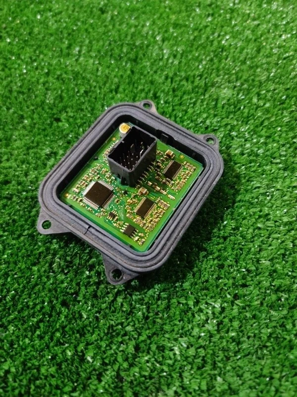 Блок адаптивного освещения BMW X6 2012 E71