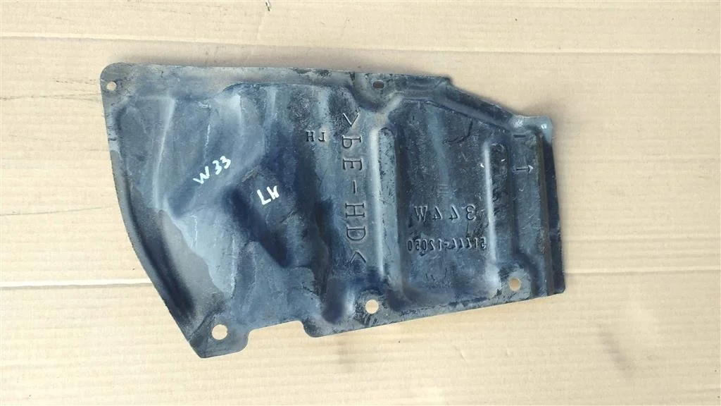 Б.у. пыльник двигателя TOYOTA PRIUS ZVW30 TOYOTA PRIUS ZVW30