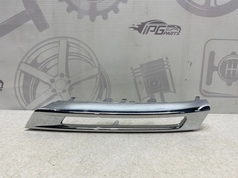 Накладка дхо правая Mercedes-benz ML W166