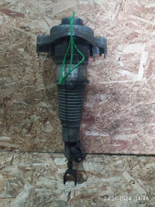 Пневмостойка Audi A6 2010 4F2