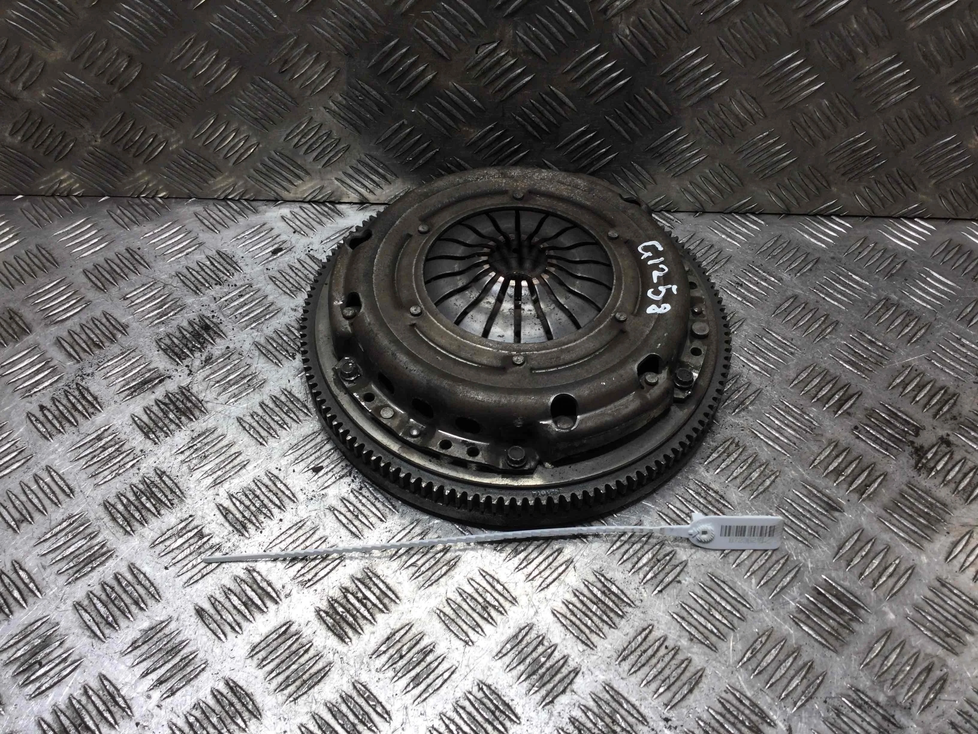 Маховик Volkswagen Polo 4 поколение (2001-2005) бензин 1.2 i Механика Х/б