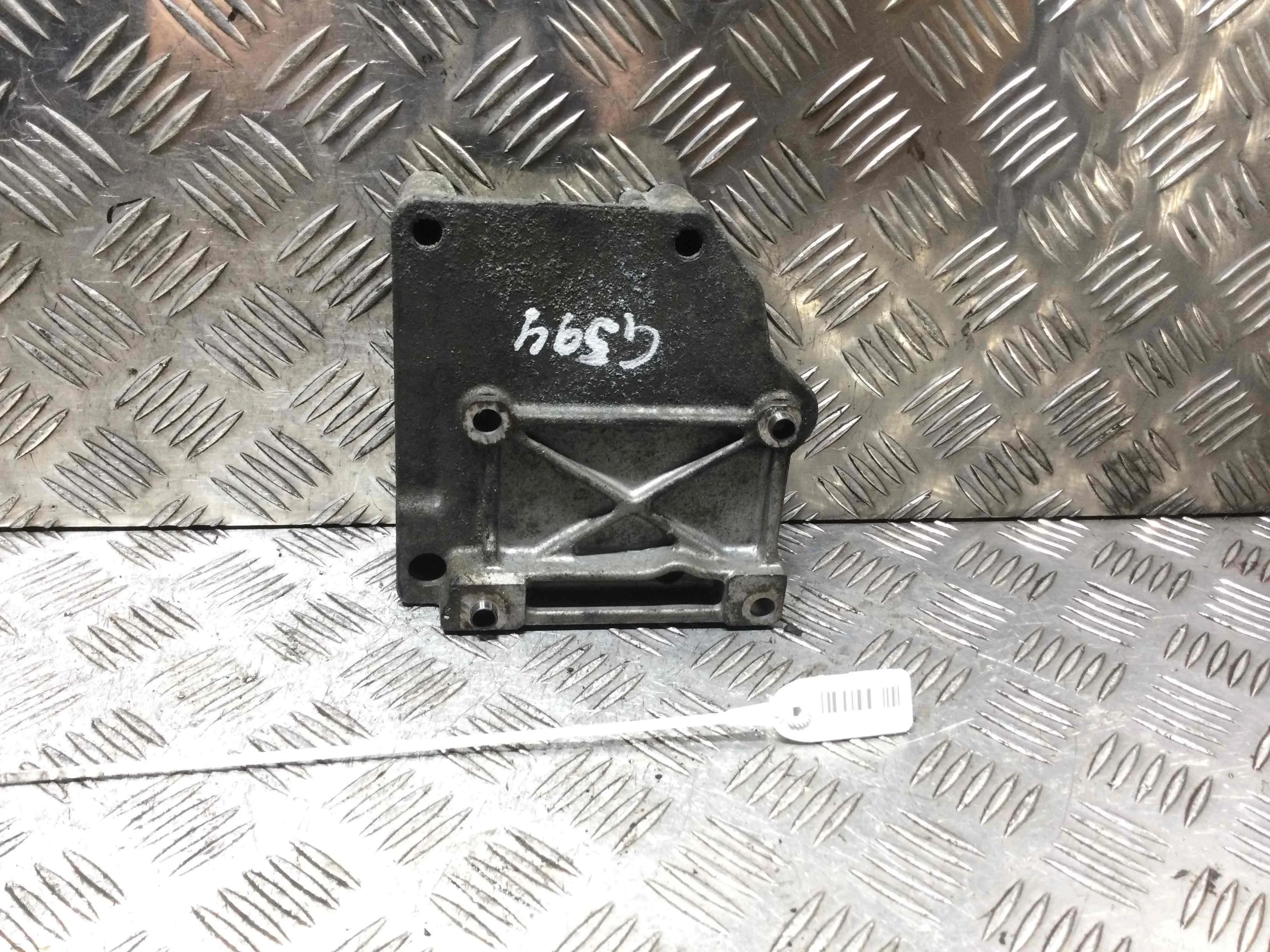 Кронштейн двигателя Peugeot 206 1 поколение (1998-2003) бензин 1.6 i Механика Х/б