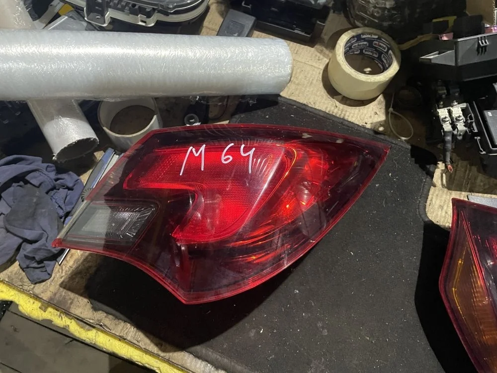 фонарь задний правый opel astra J GTC