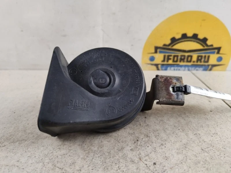 Сигнал звуковой Volvo XC70 2006 SZ71