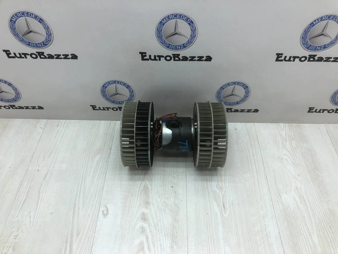Моторчик печки Mercedes W639