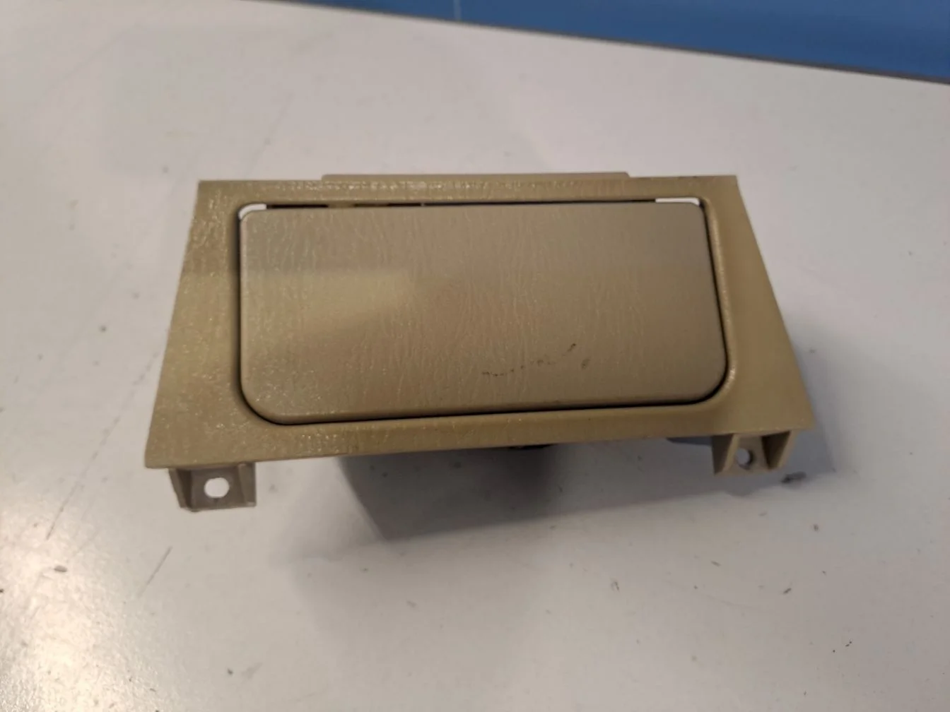 Пепельница для Chery Fora A21 2006-2010