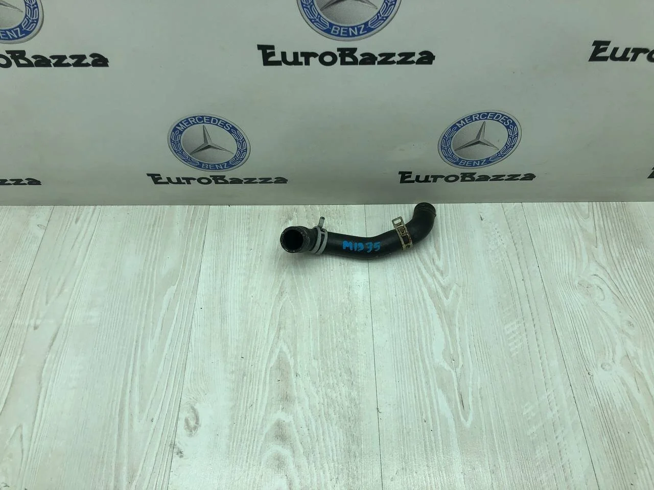 Патрубок системы охлаждения Mercedes W164