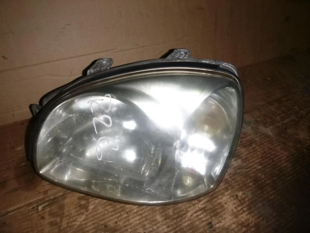 Фара передняя левая Hyundai SANTA FE I (2000—2012)