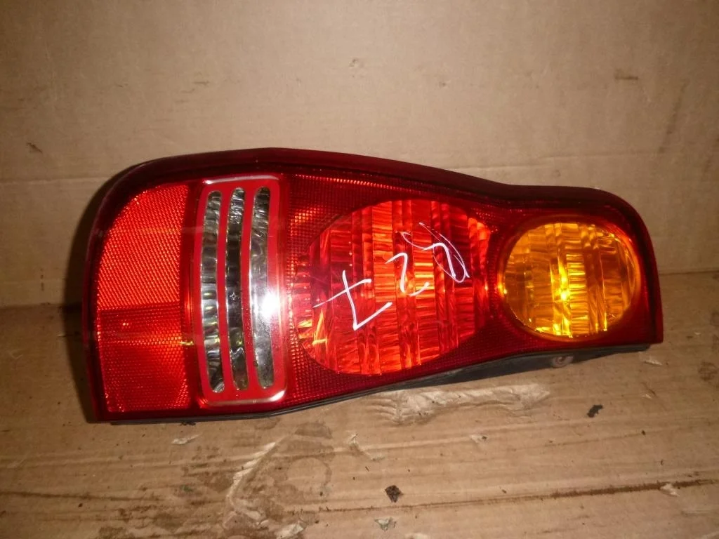 Фонарь задний левый (Фара) Hyundai MATRIX I (2001