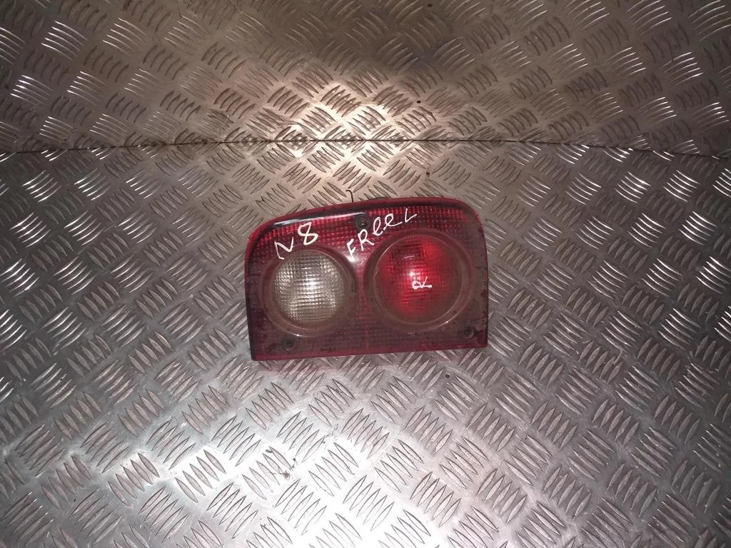 Фонарь задний правый (Фара) LAND ROVER FREELANDER