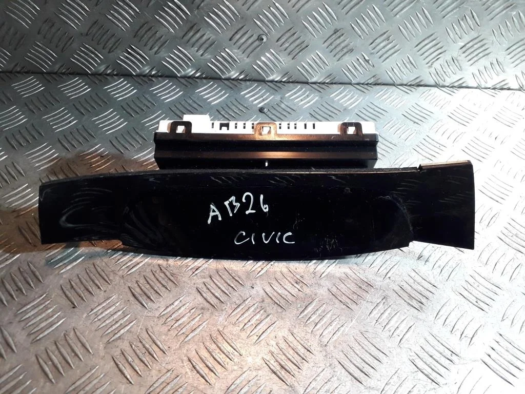 Панель приборов HONDA Civic VIII (2005—2009)