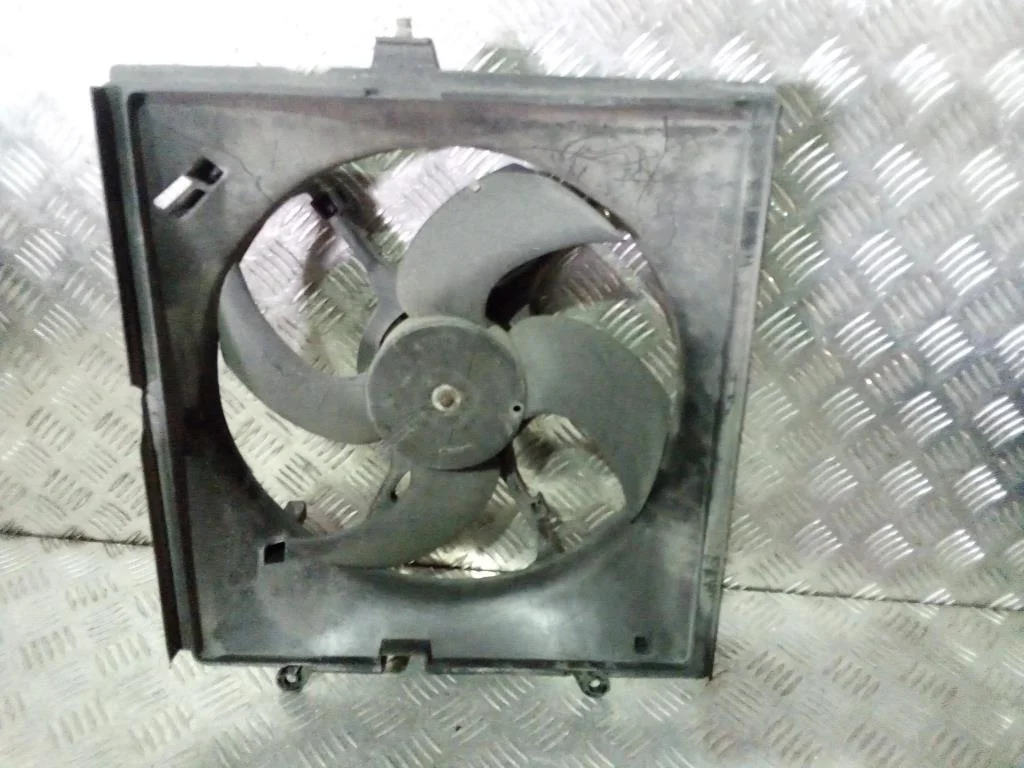 Вентилятор охлаждения MITSUBISHI Space Star I рес