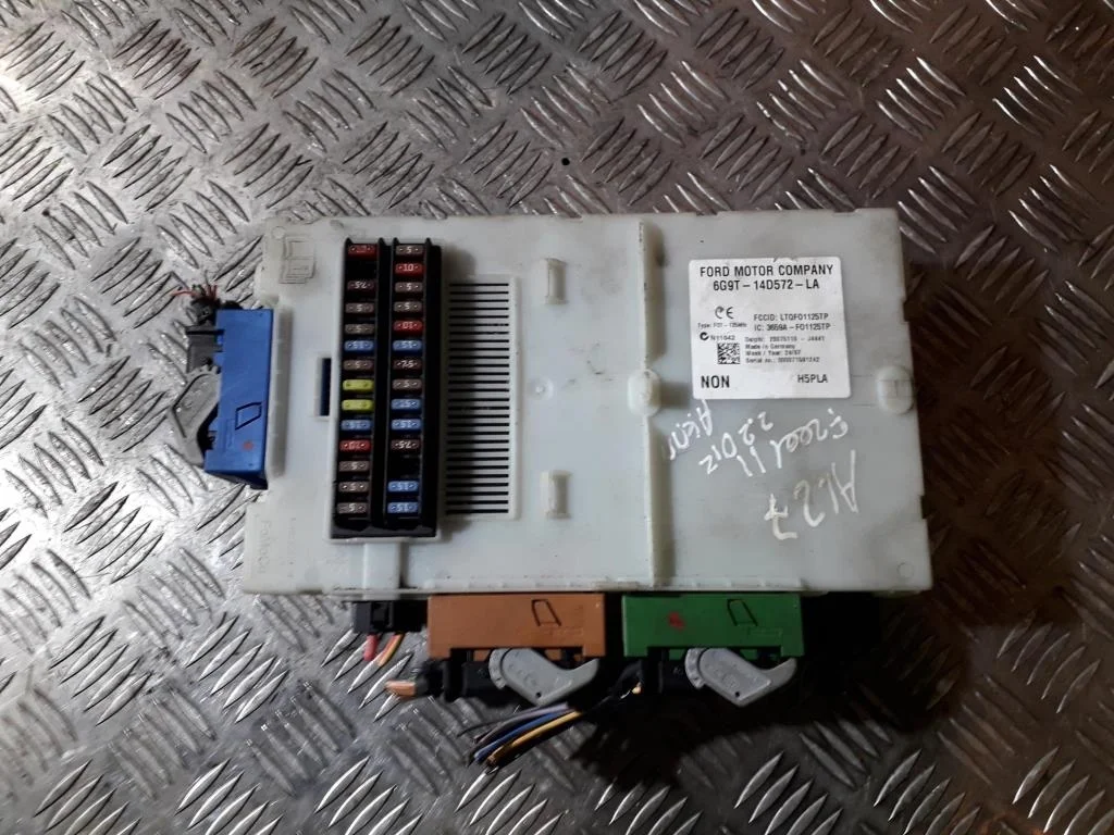 Блок предохранителей салон LAND ROVER FREELANDER