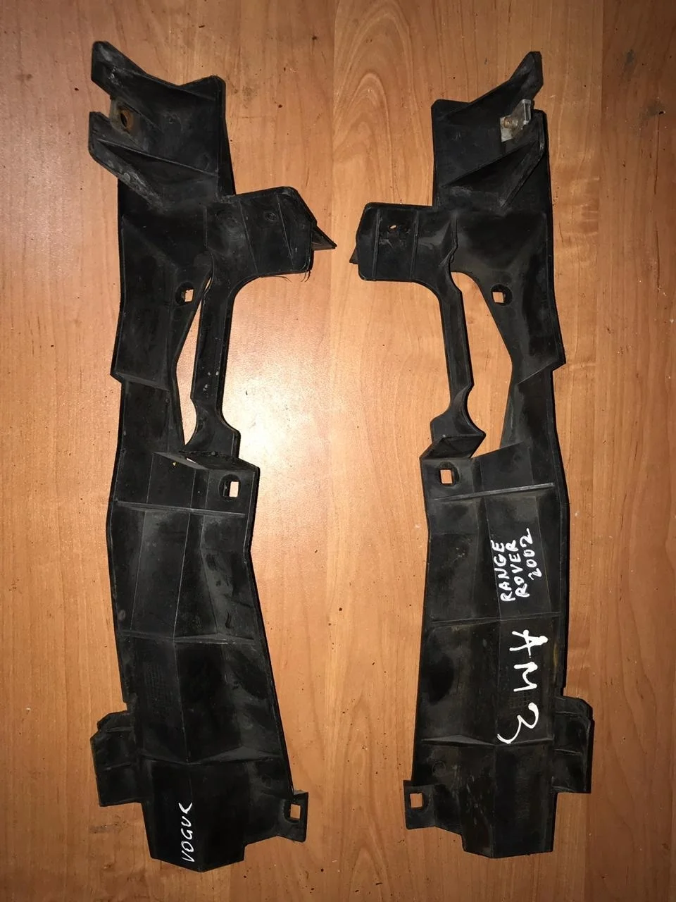 Кронштейн фары левой LAND ROVER RANGE ROVER III (