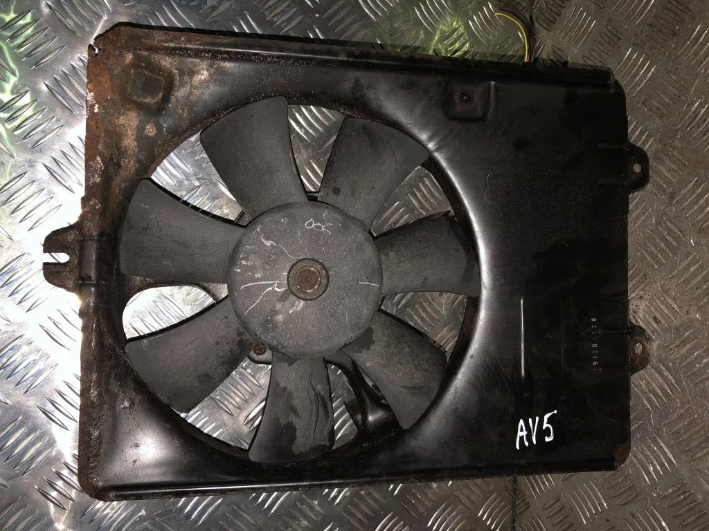 Вентилятор кондиционера MITSUBISHI Space Star I р