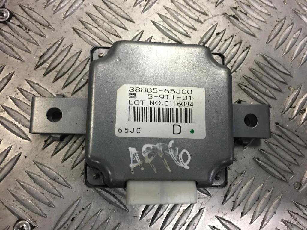 Блок управления полным приводом SUZUKI Grand Vita