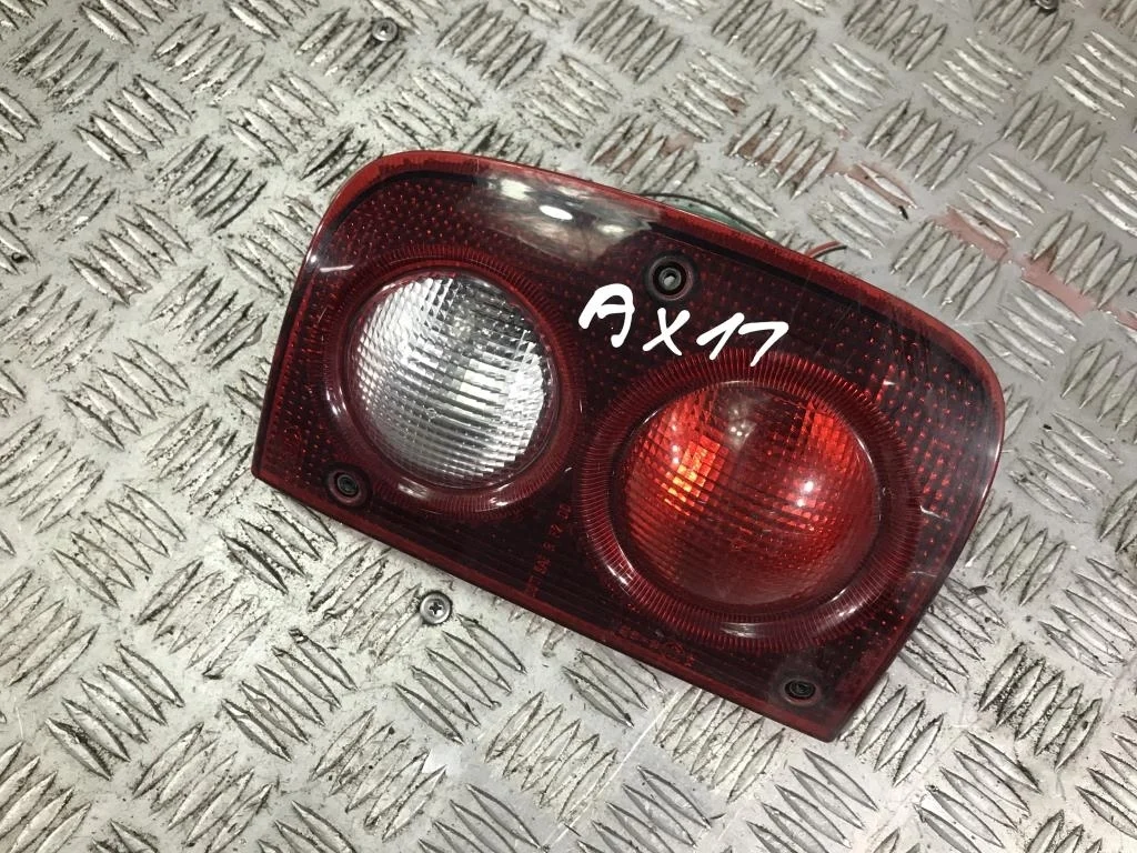 Фонарь задний правый (Фара) LAND ROVER FREELANDER