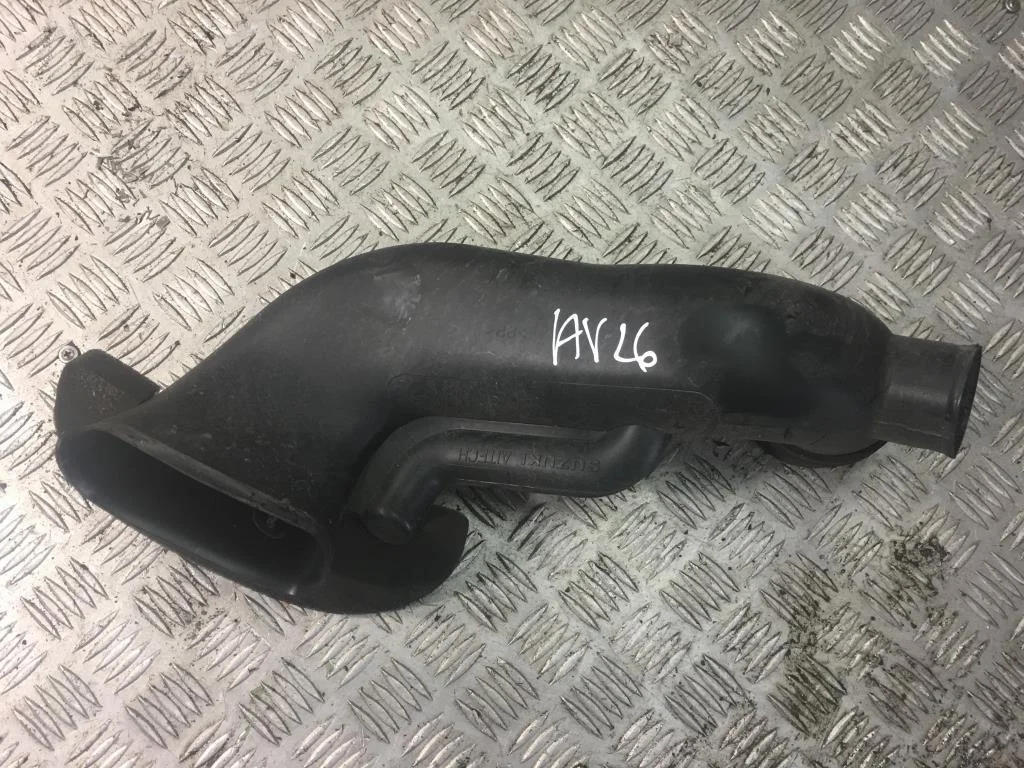 Воздухозаборник SUZUKI Grand Vitara II (2005—2008)