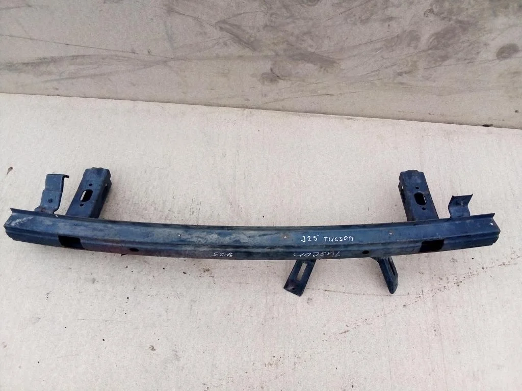 Усилитель бампера задний Hyundai TUCSON I (2004—2