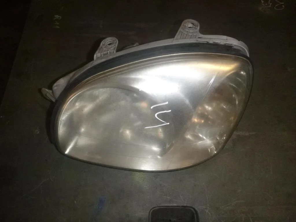 Фара передняя левая Hyundai SANTA FE I (2000—2012)