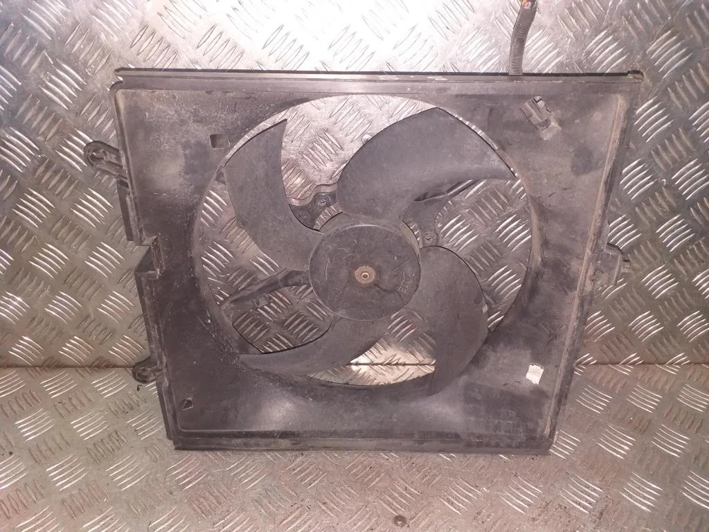 Вентилятор охлаждения MITSUBISHI Space Star I рес