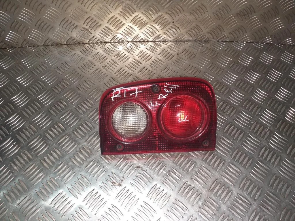 Фонарь задний правый (Фара) LAND ROVER FREELANDER