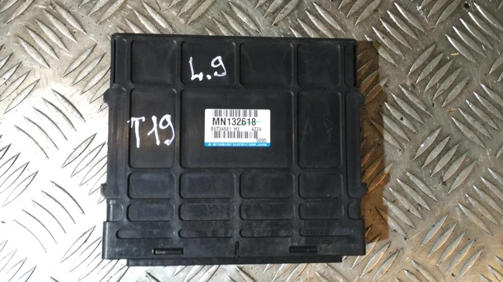 Блок управления двигателем MITSUBISHI LANCER IX р