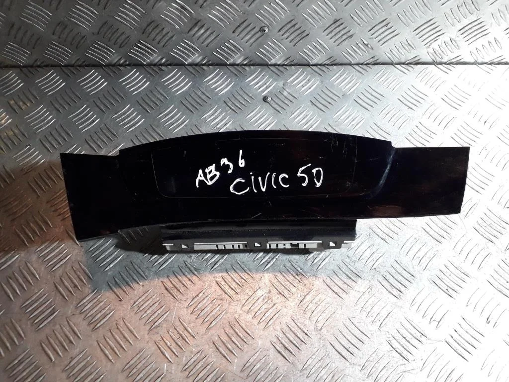 Панель приборов HONDA Civic VIII (2005—2009)