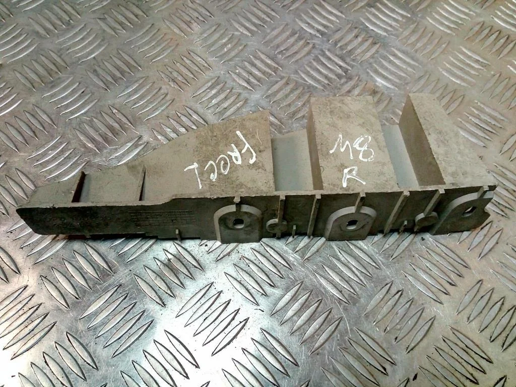 Кронштейн фары левой LAND ROVER FREELANDER I рест