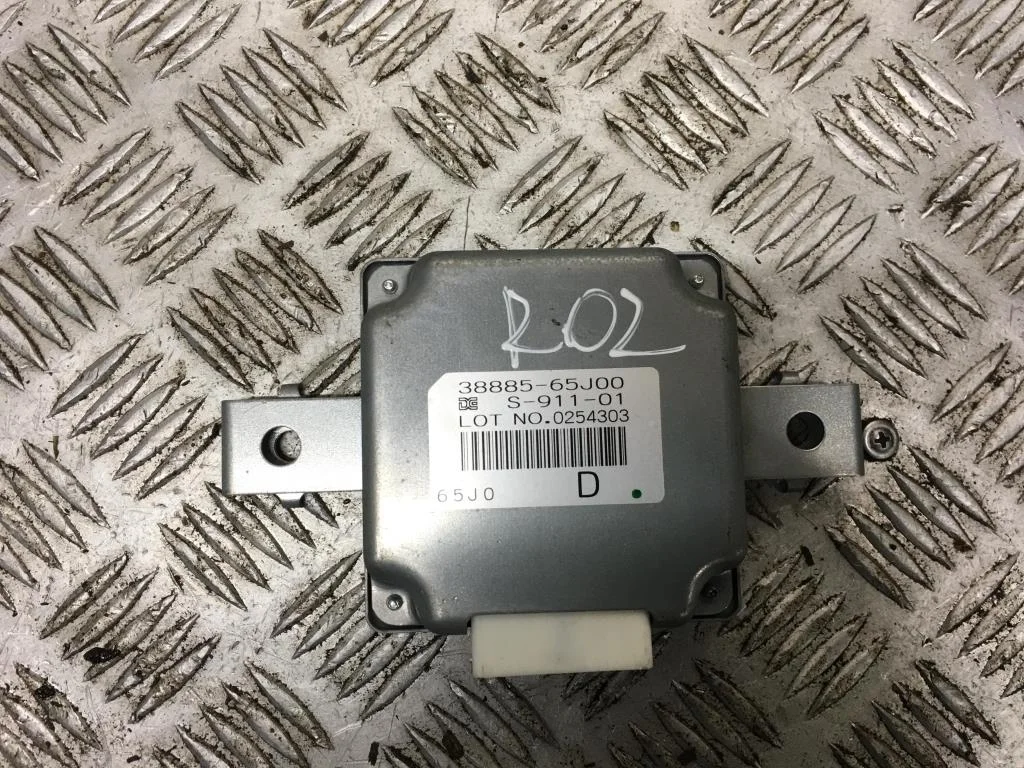 Блок управления полным приводом SUZUKI Grand Vita