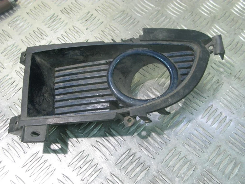 Решетка ПТФ MITSUBISHI LANCER IX рестайлинг (2005