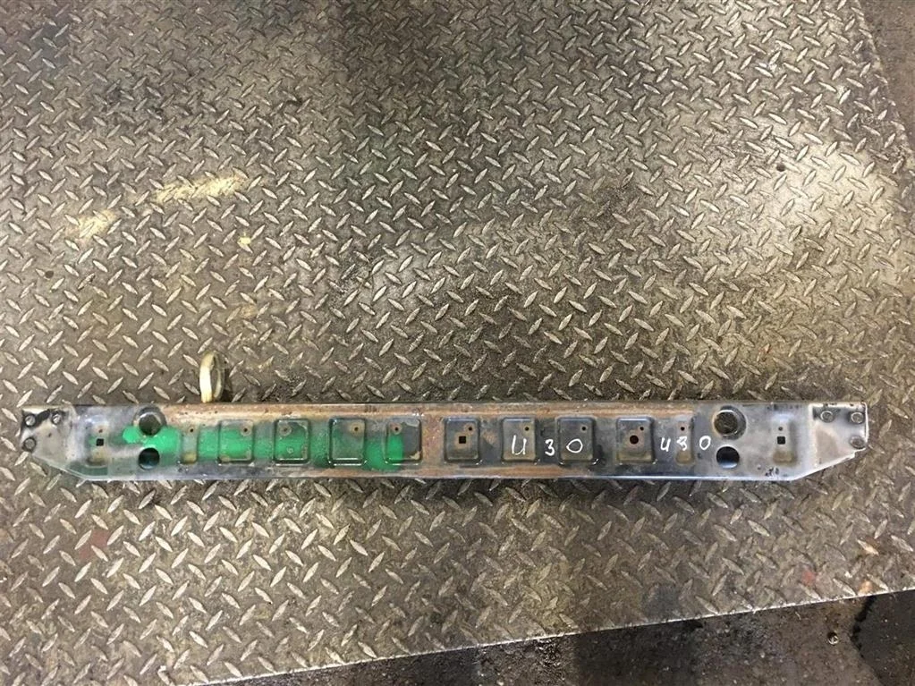 Опора радиаторов нижняя LAND ROVER FREELANDER II