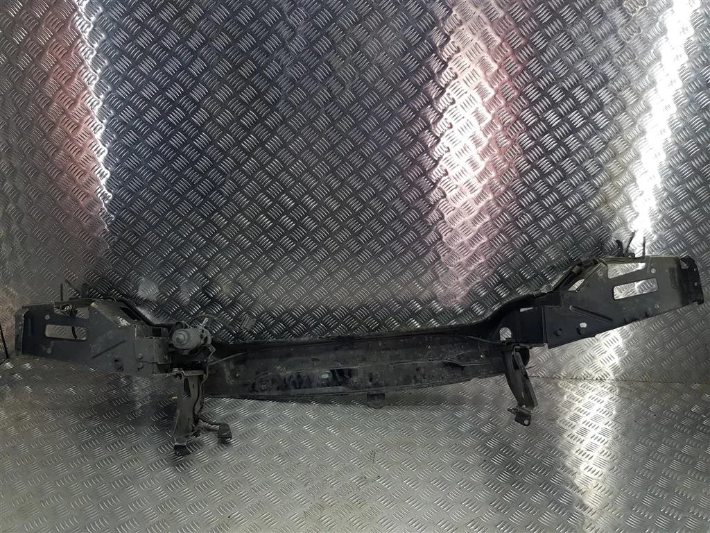 Панель передняя (Телевизор) VOLVO XC90 I (2002—20