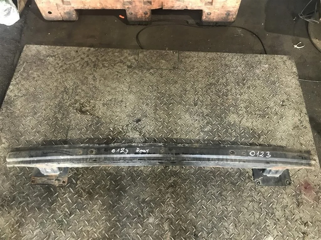 Усилитель бампера задний LAND ROVER FREELANDER II