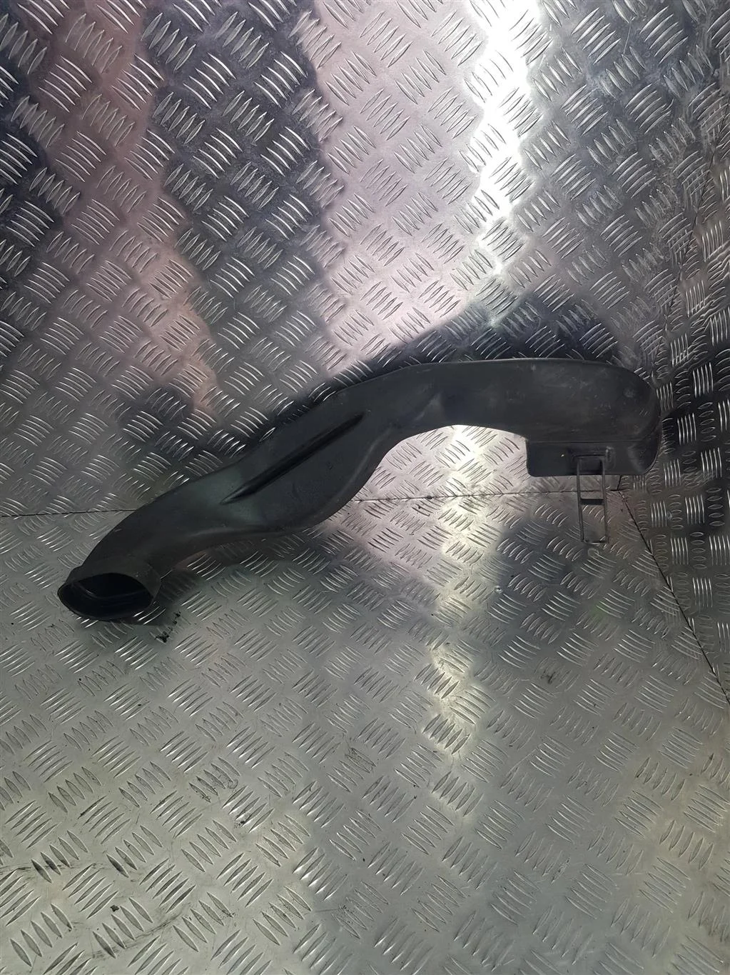 Патрубок воздушный CHEVROLET  Cruze I (2009—2012)