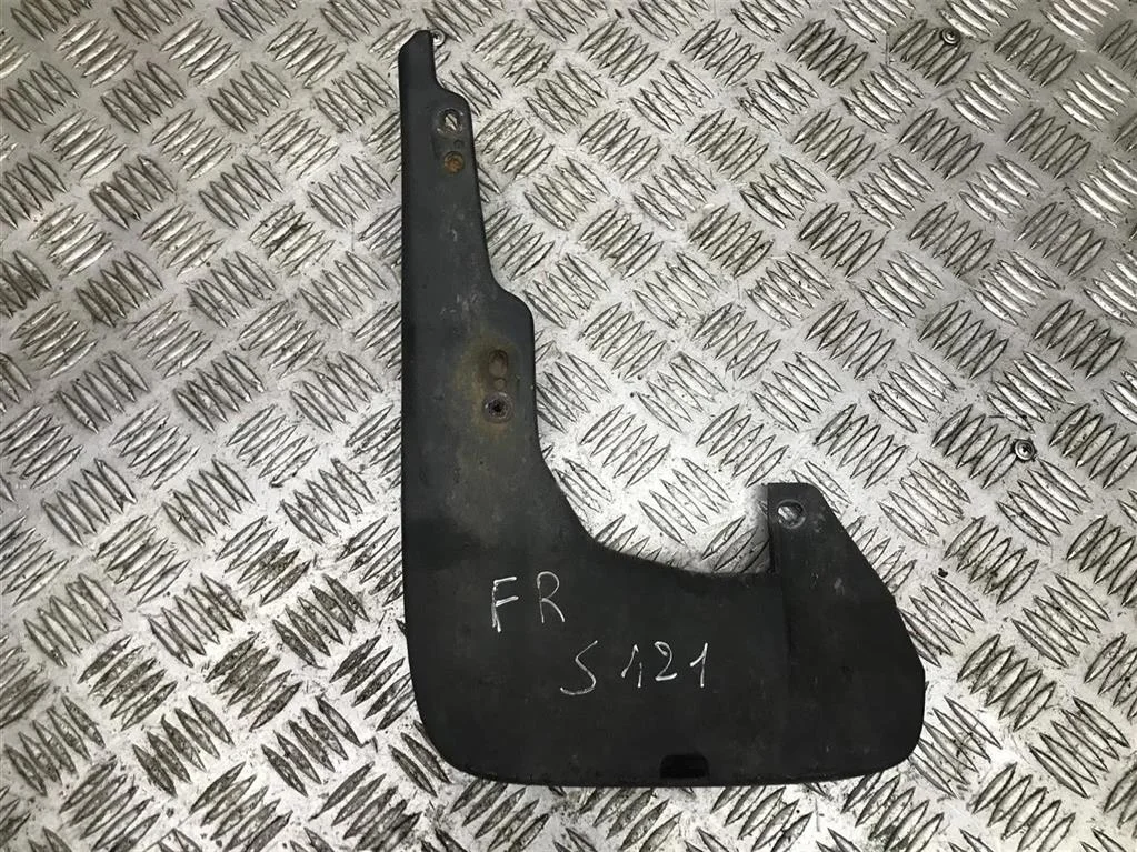 Брызговик передний правый HONDA CR-V III (2006—20