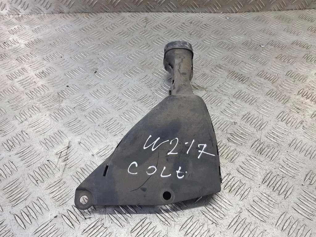 Воздухозаборник MITSUBISHI COLT Z30 (2002—2012)